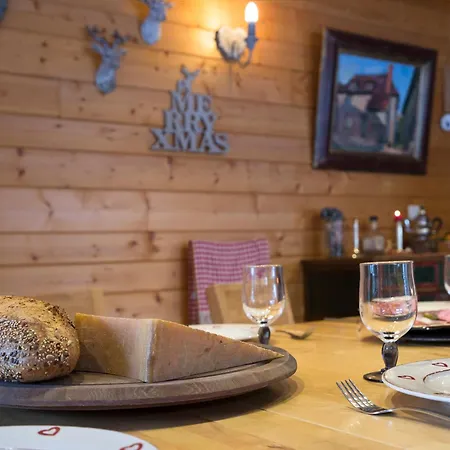 Chalet Chaleureux A La Tania - 10 Pers, Parking, Skis Aux Pieds - Fr-1-575-31 *